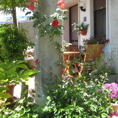 Oasi Di 3* البندقية